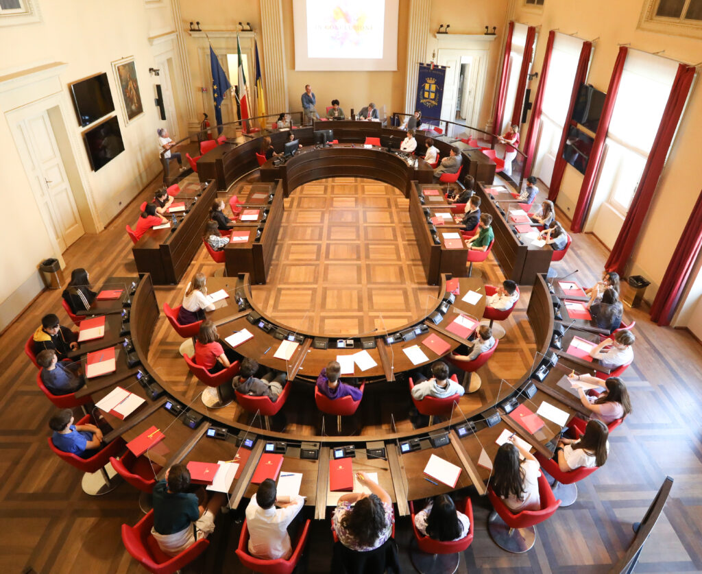 I Consiglieri della Scuola San Carlo accolti in Comune